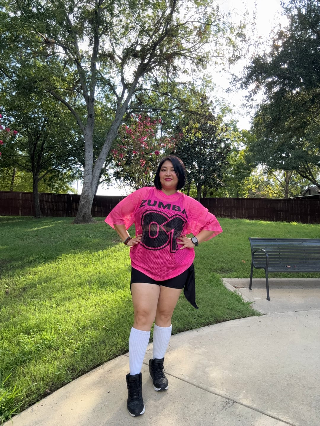 Customer photo review of Ultrabright Oversized Mesh V-Neck Top