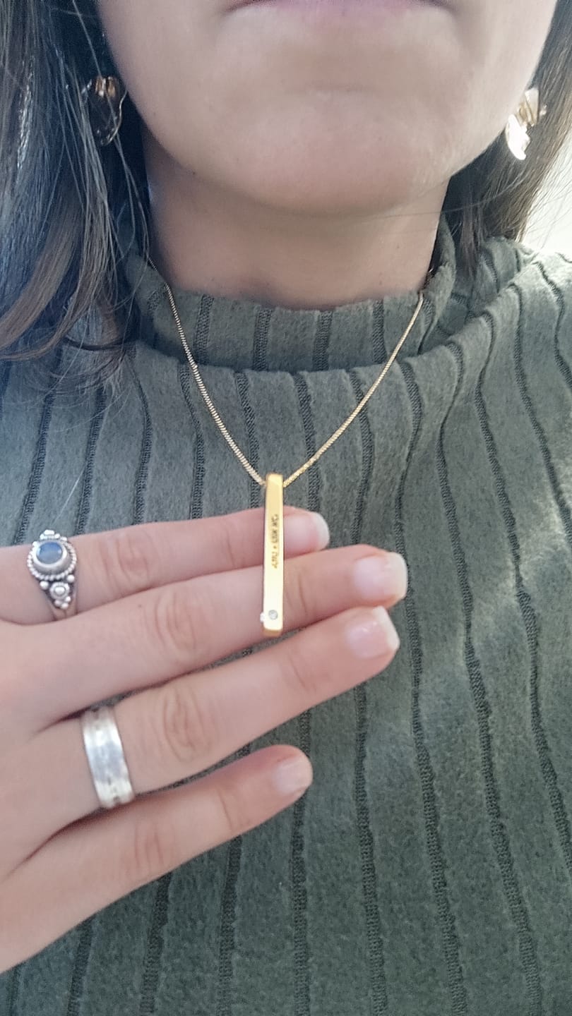 Customer photo review of Colar Vertical