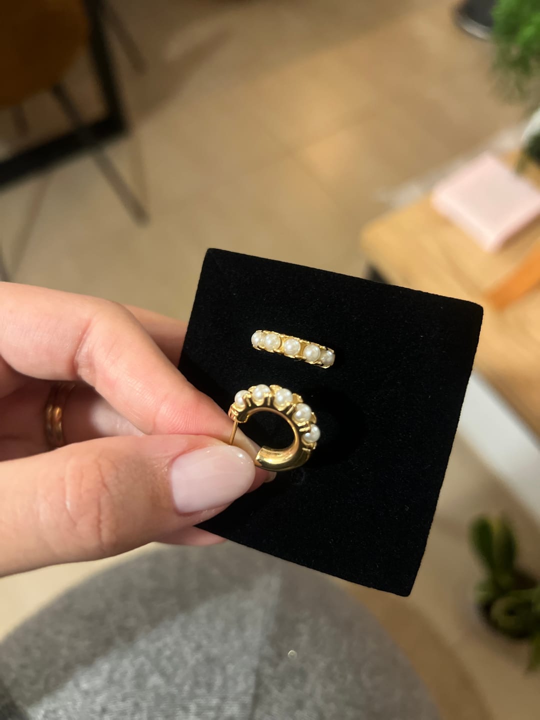 Customer photo review of Brincos Adele