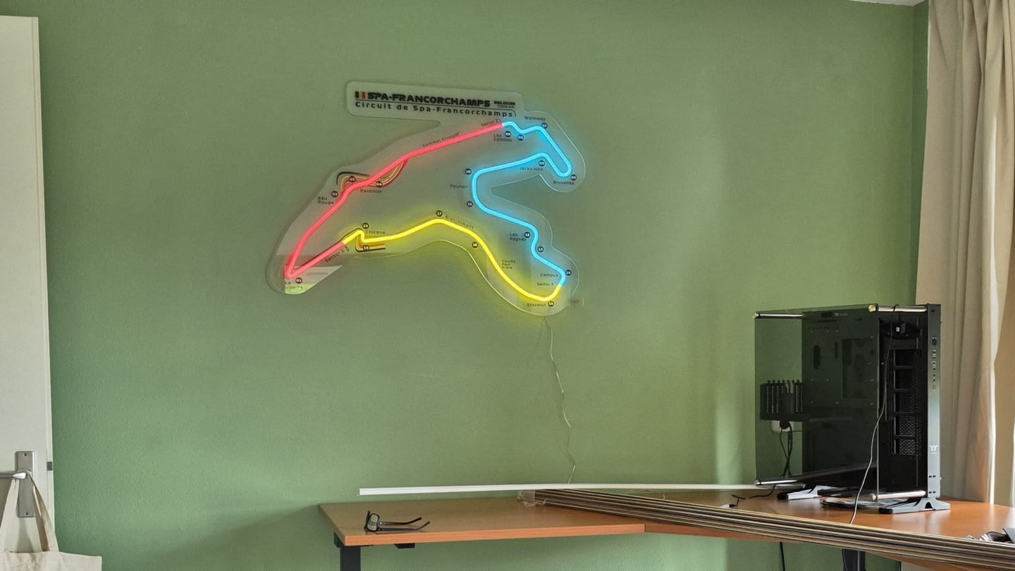 Customer photo review of Circuit De Spa-Francorchamps Neon Race Track