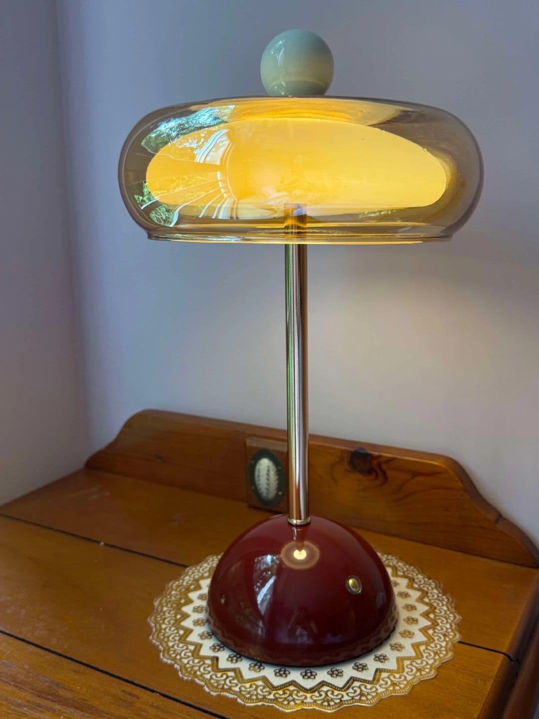 Customer photo review of New Modern Table Lamp for Bedroom Retro Cream Style Mushroom Design Rechargeable Desk Bedside