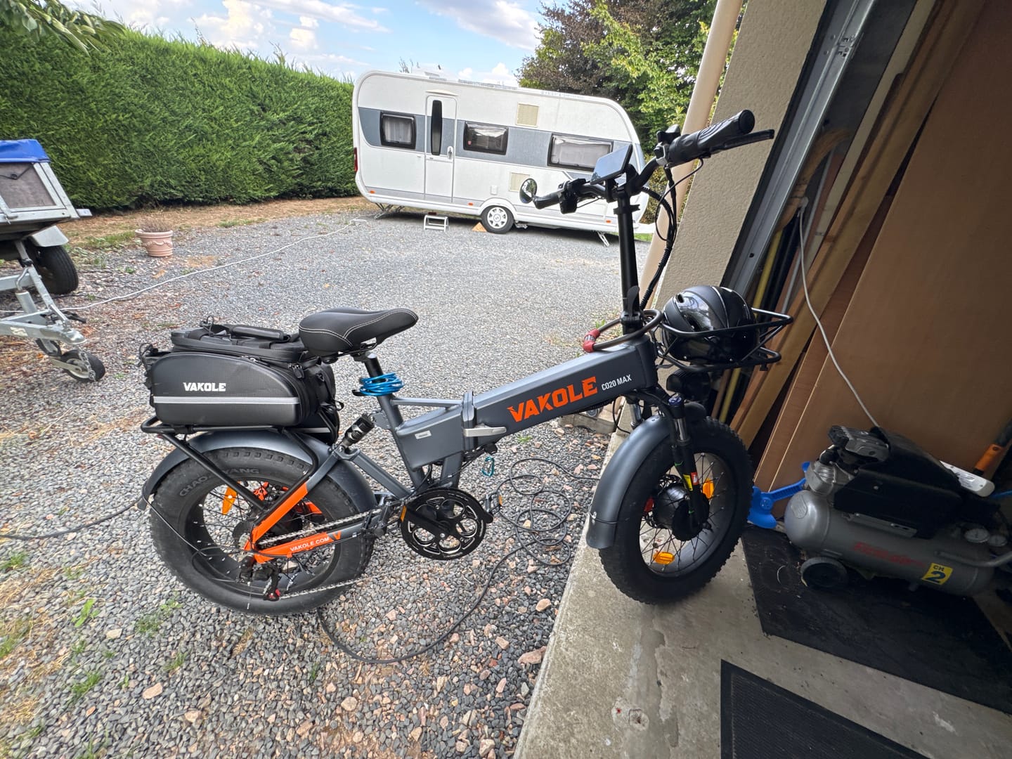 Customer photo review of Vakole CO20 MAX 750W*2 Dual Motor 20" Folding Fat Bike 960Wh with Torque Sensor 20Ah Battery