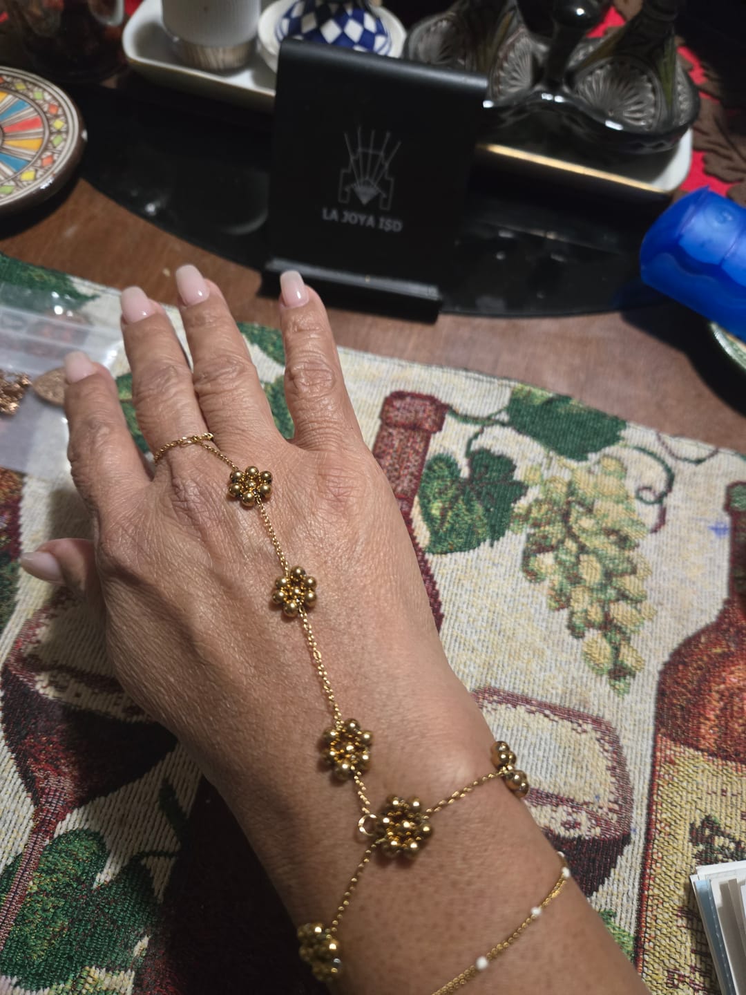 Customer photo review of HilalHaven Bead‑Cluster Floral‑Accent Stationed‑Point Hand Chain