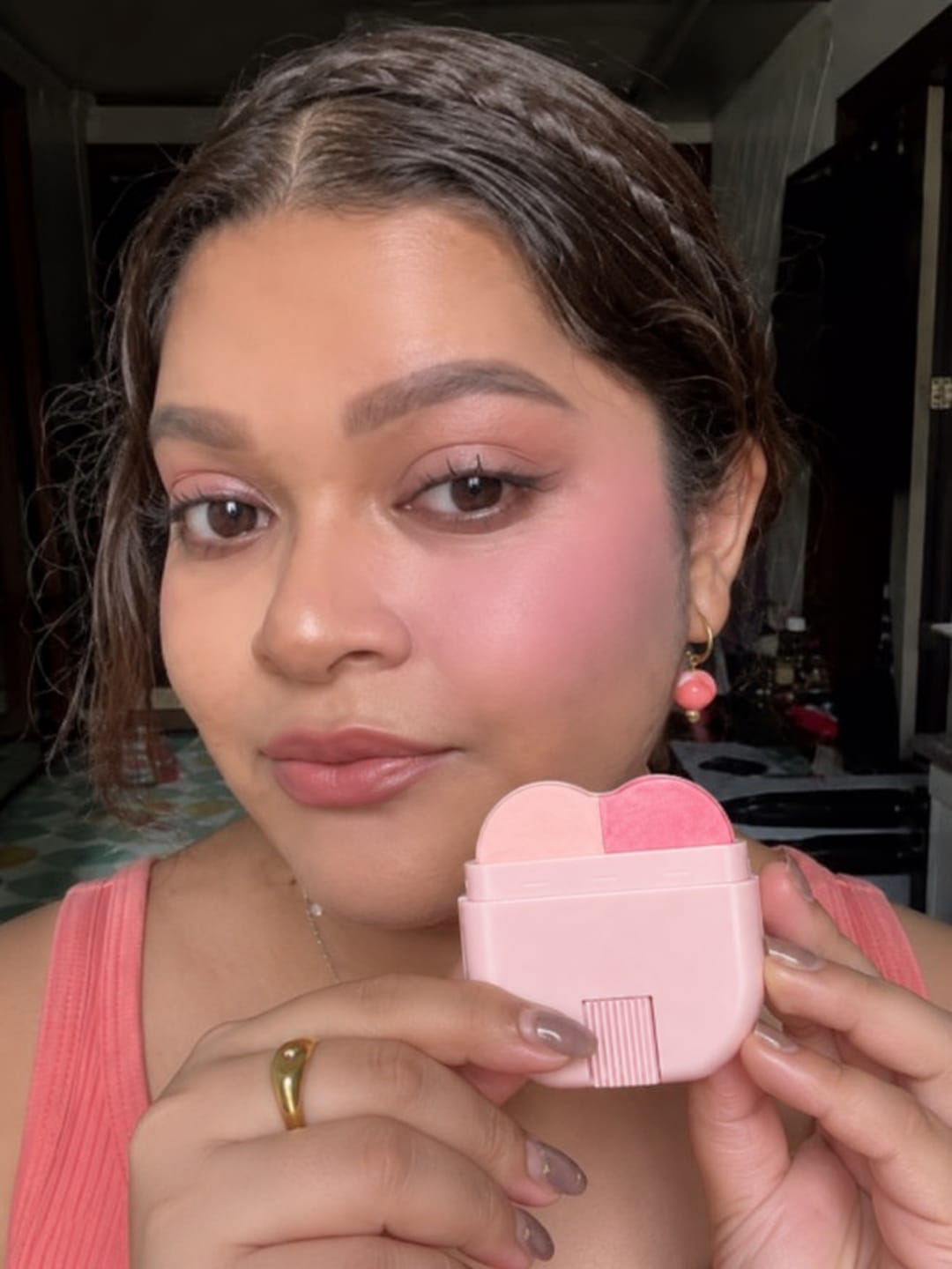 Customer photo review of 2-in-1 Long-Lasting Highlighter & Blush Stick