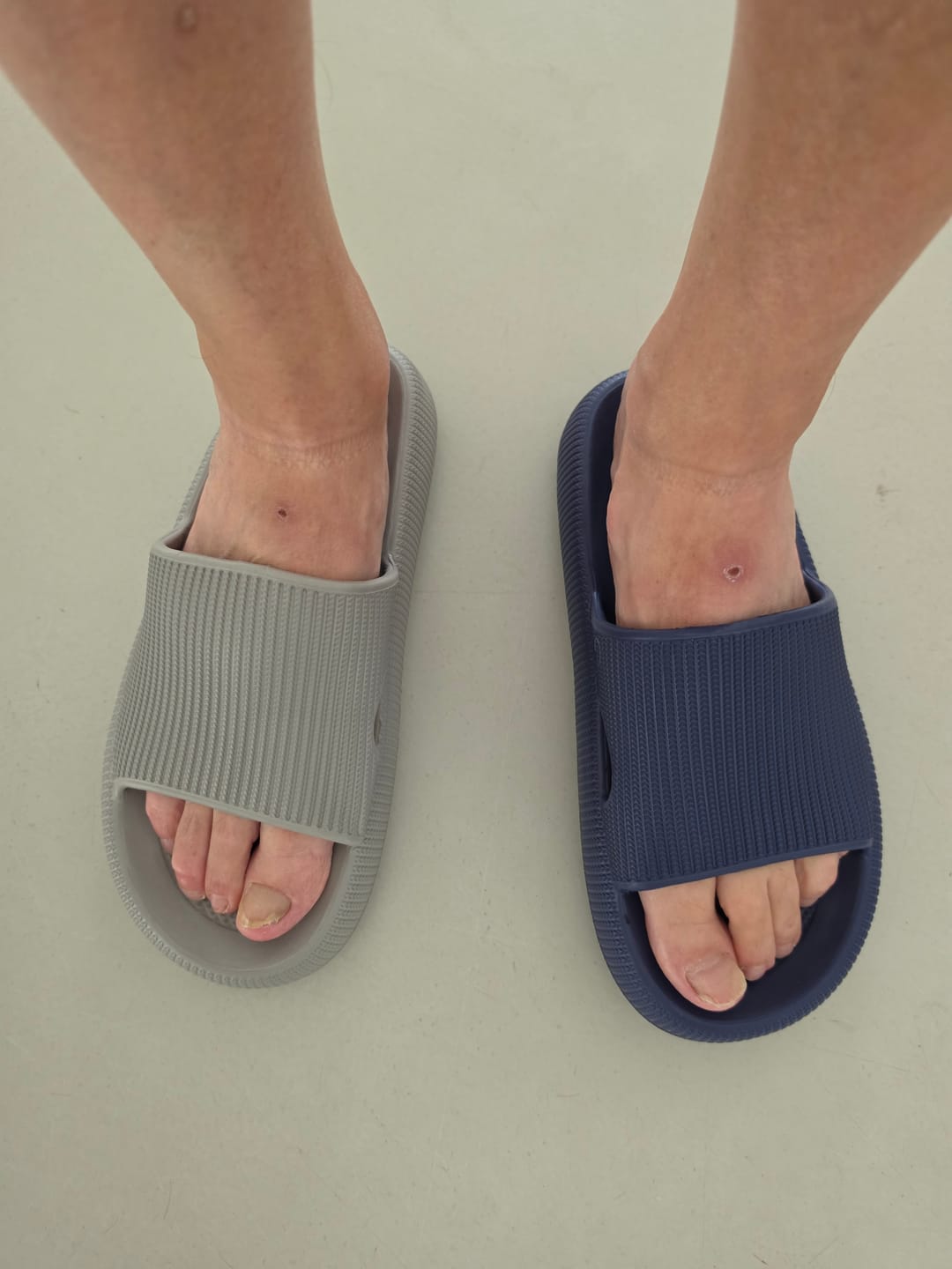 Customer photo review of HappyFlops Original