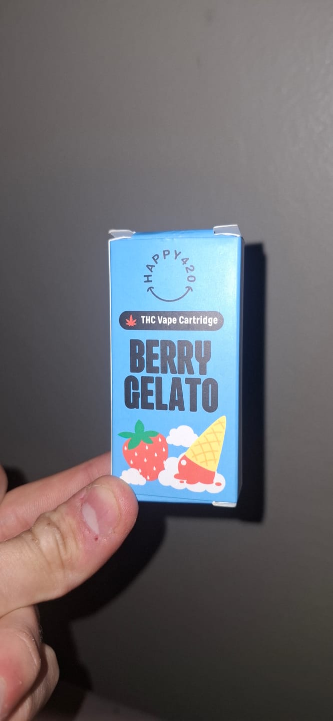 Customer photo review of THC Vape 1ml Postless Cartridge – Berry Gelato