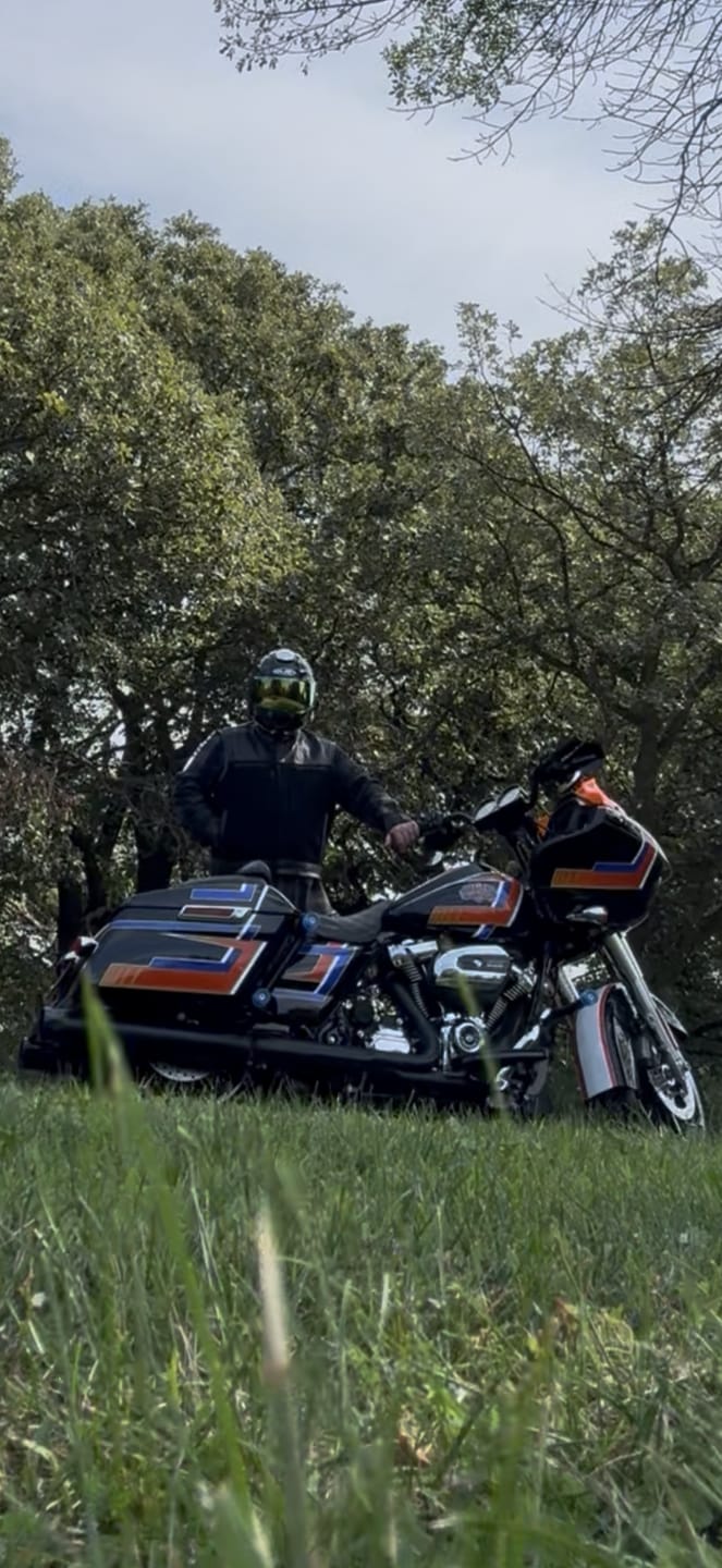 Customer photo review of FINN - Motorcycle Leather/Twill Vest