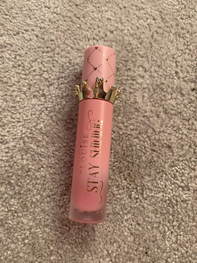 Customer photo review of Stay Shining Crown Lip Oil