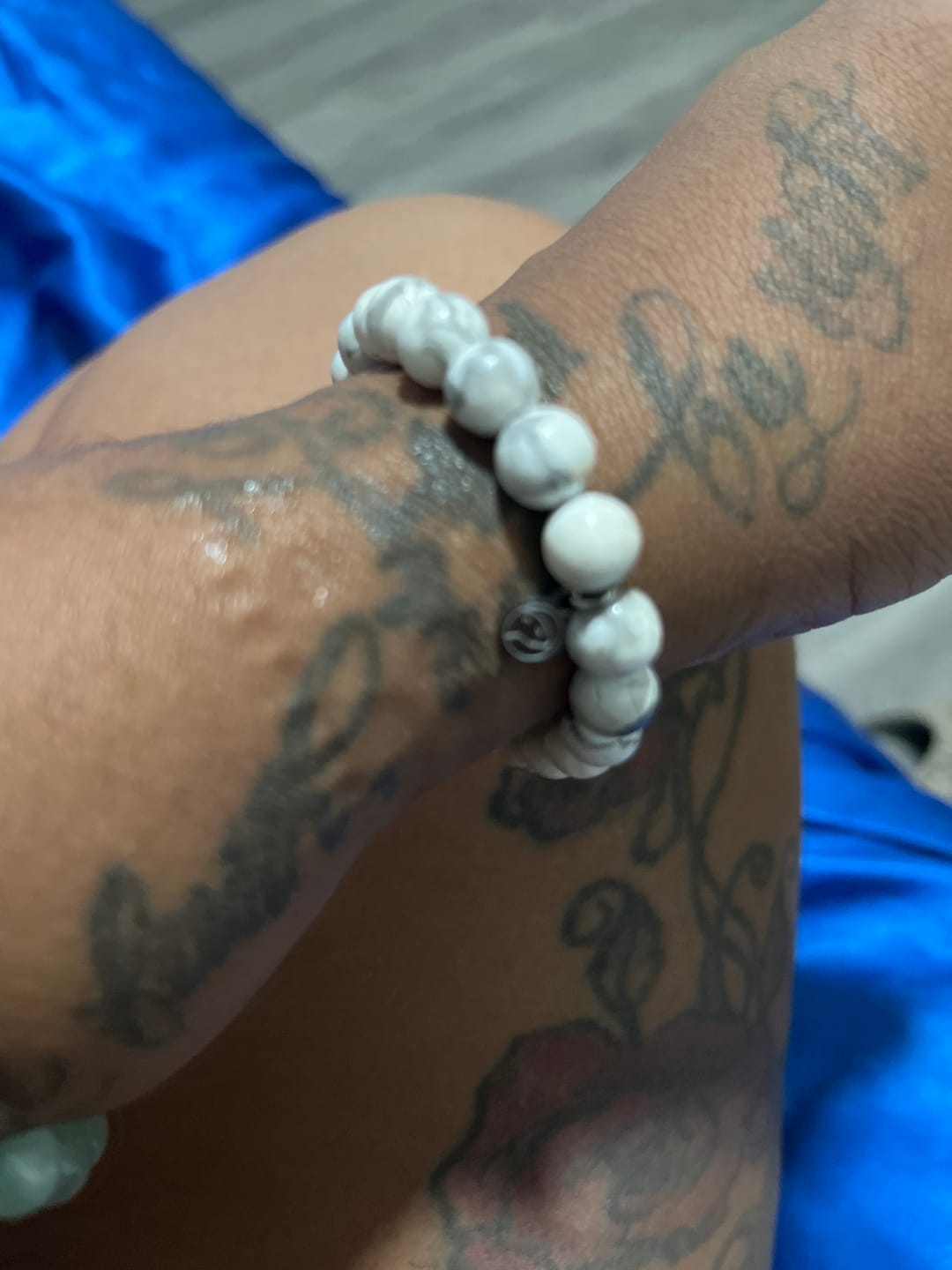 Customer photo review of Howlite Bracelet