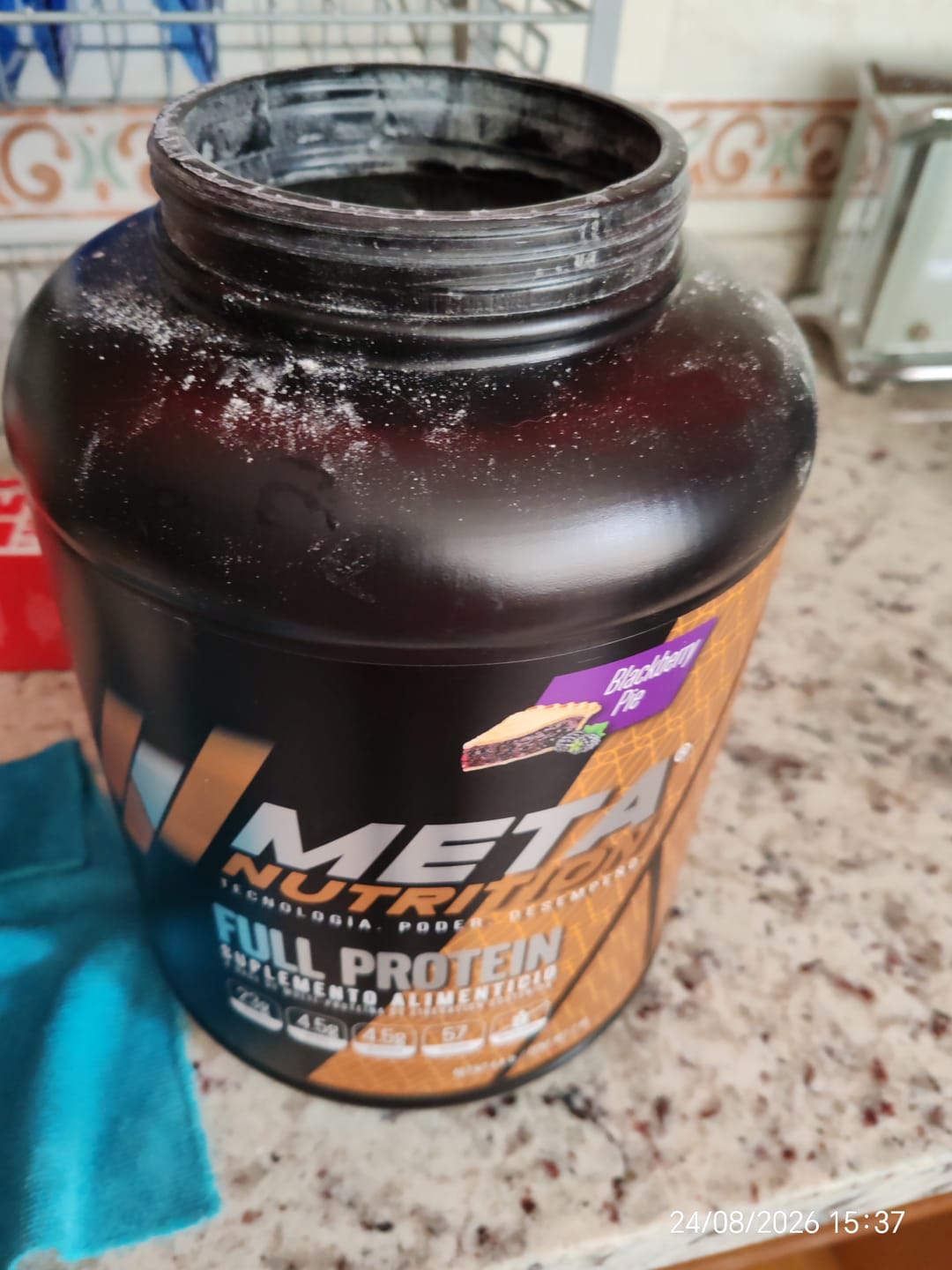 Customer photo review of Full Protein Meta Nutrition | Proteína Multi Fuente 4.4lb | 57 Servicios | 10 Sabores