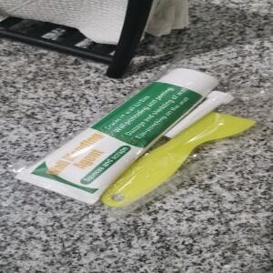 Customer photo review of QuickRepair – Pasta za brzu popravku oštećenih zidova 1+1 GRATIS