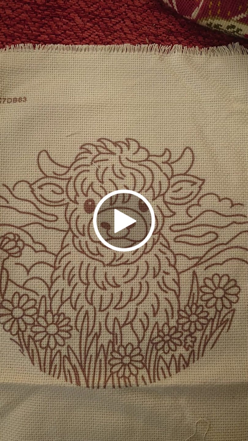 Customer video review of HIGHLAND COW - Needlepoint Pouch Kit