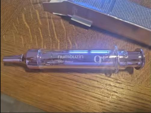 Customer photo review of Numbuzin No.9 NAD+ Retinol – Trattamento Intensivo Contorno Occhi