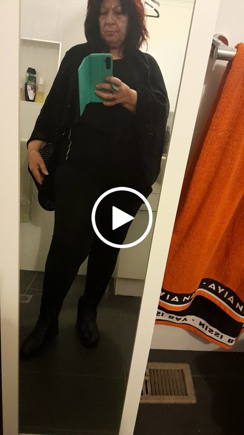 Customer video review of Halina Knit Top in Onyx