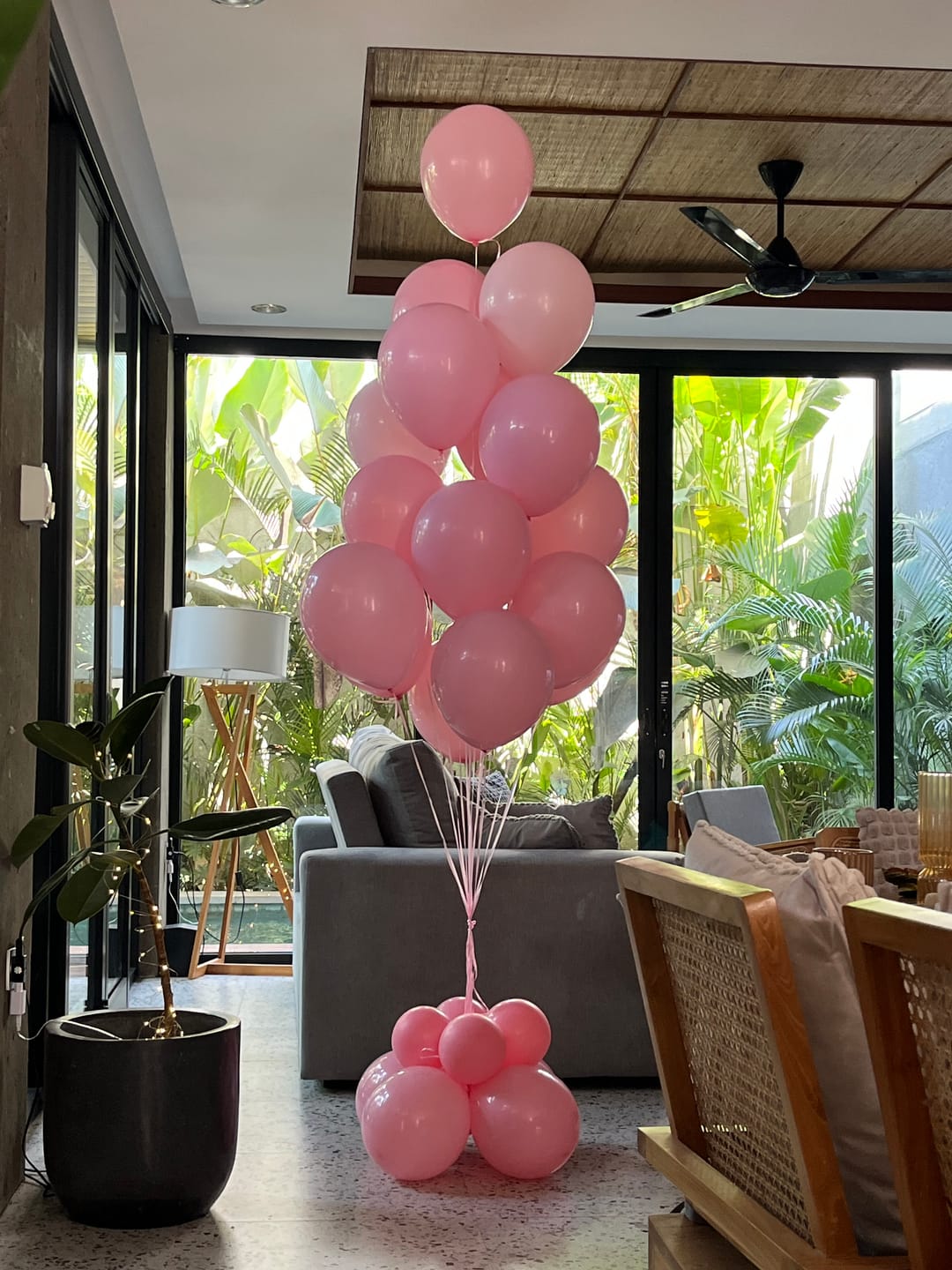 Customer photo review of Helium Balloon Latex