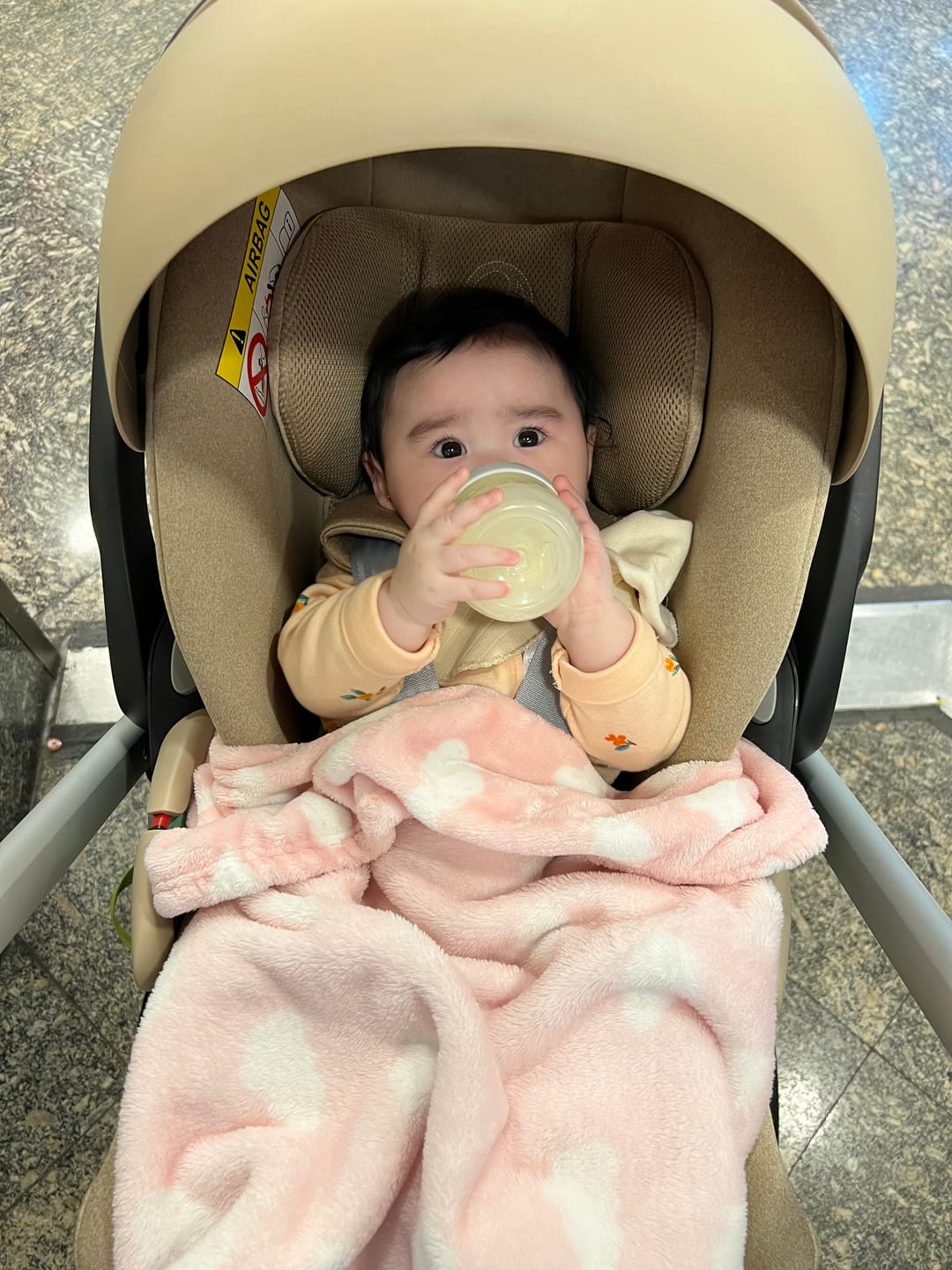 Customer photo review of Silla de auto nido Cloud T + Base T i-Size