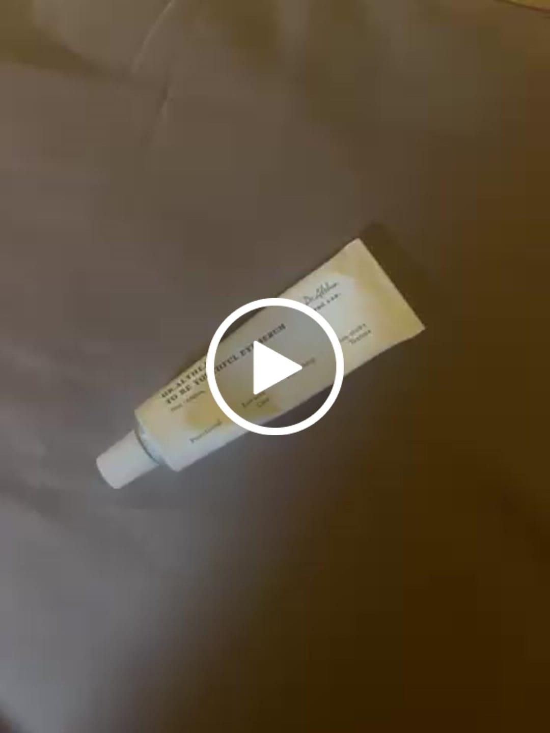Customer video review of سيرم العين لتجديد الشباب من دكتور ألثيا - 25مل