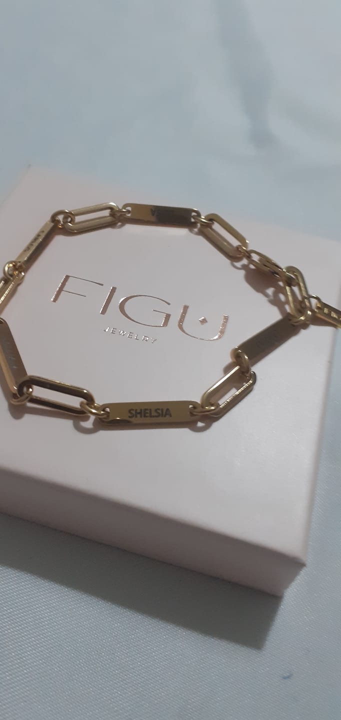 Customer photo review of Matilde Engravable Bracelet