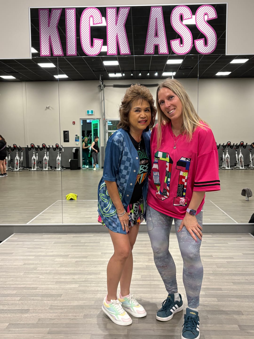 Customer photo review of Jean Jamz Button Up Jersey