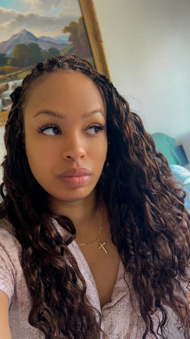 Customer photo review of #T1B/4 Medium Brown Loose Deep Wave Human Crochet Hair with Dark Roots