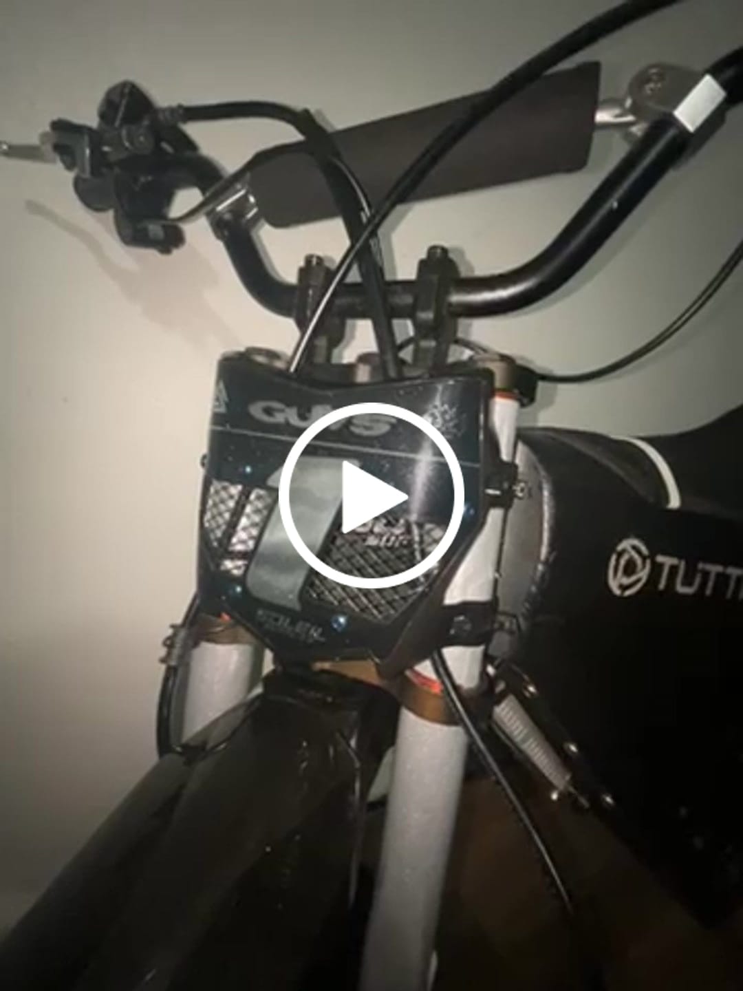 Customer video review of Glossy Motocutz Style Vented Number Plate