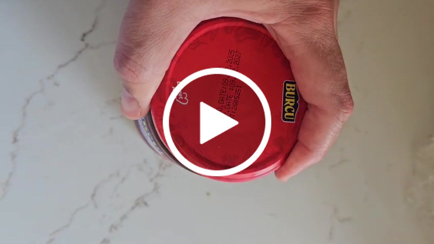 Customer video review of Grilled red jalapeño peppers 560g فلفل هالبينو أحمر مشوي ومخلل