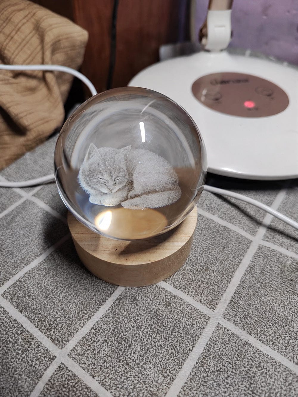 Customer photo review of 3D Pet Portrait Sculpting Crystal Night Light