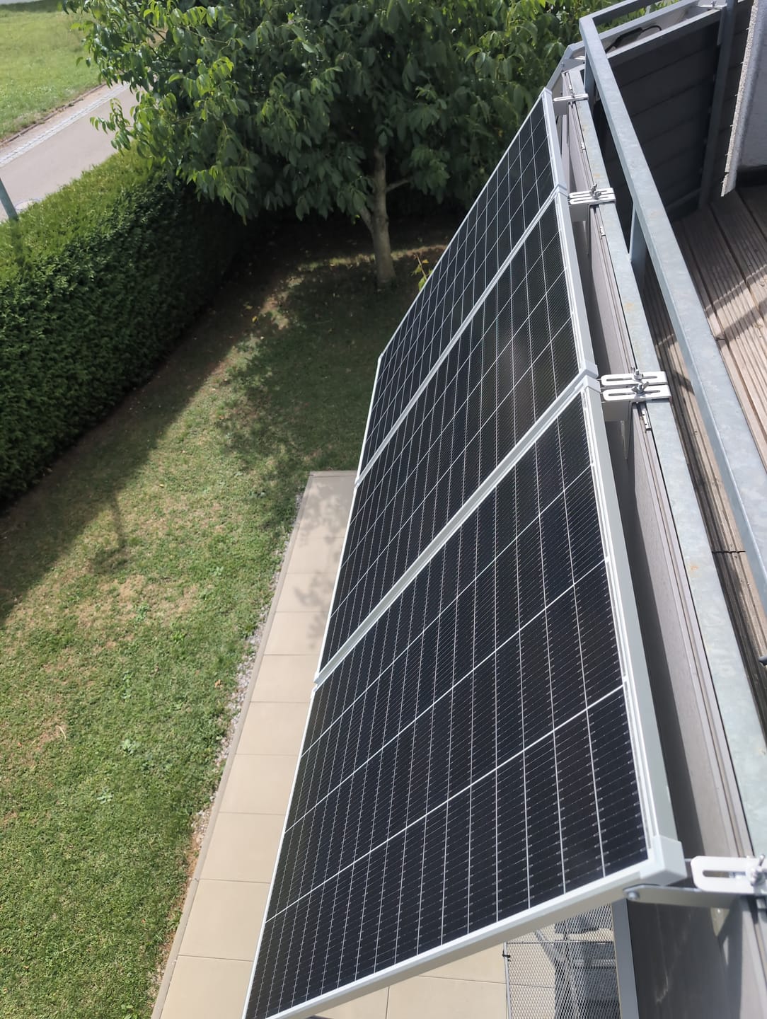 Customer photo review of Ray Lite Balkonkraftwerk 200W~1200W