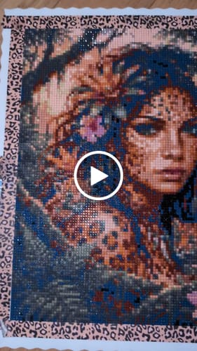 Customer video review of Leopard Spirit Mother (Diamond Painting)