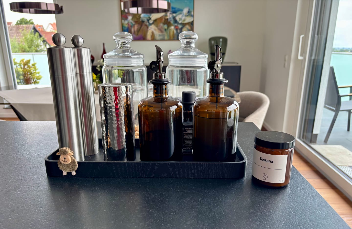 Customer photo review of Design Ölflasche aus Braunglas – 500 ml mit Edelstahl-Ausgießer