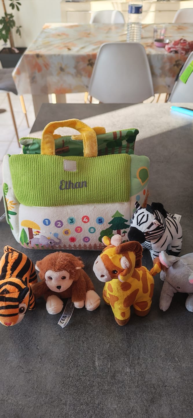 Customer photo review of Des peluches originales et personnalisables pour enfants