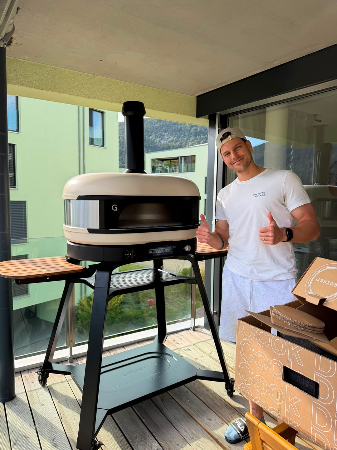 Customer photo review of Gozney Dome Gen 2 XL Pizzaofen - Hybrid Brennstoffsystem