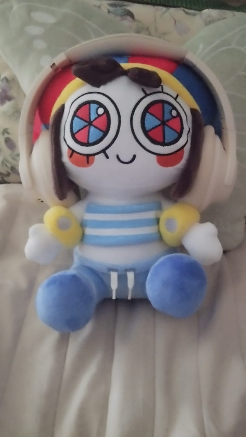Customer photo review of Beach Pomni Plush