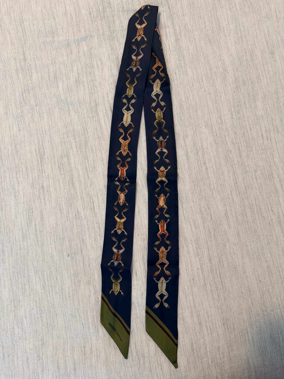 Customer photo review of Dissection Skinny Scarf