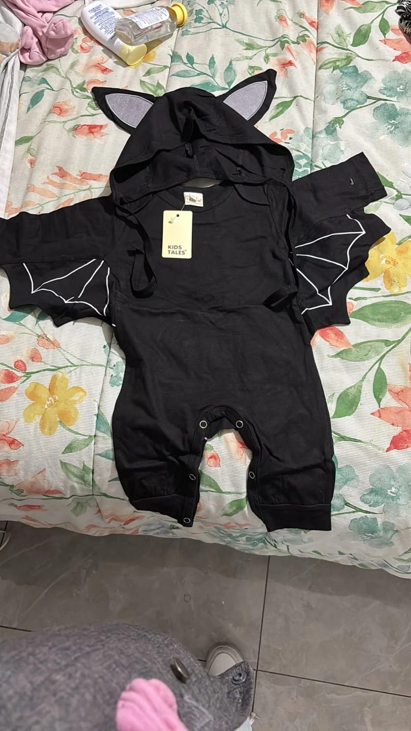 Customer photo review of Disfraz de murciélago bebé│Un Recuerdo Infinito