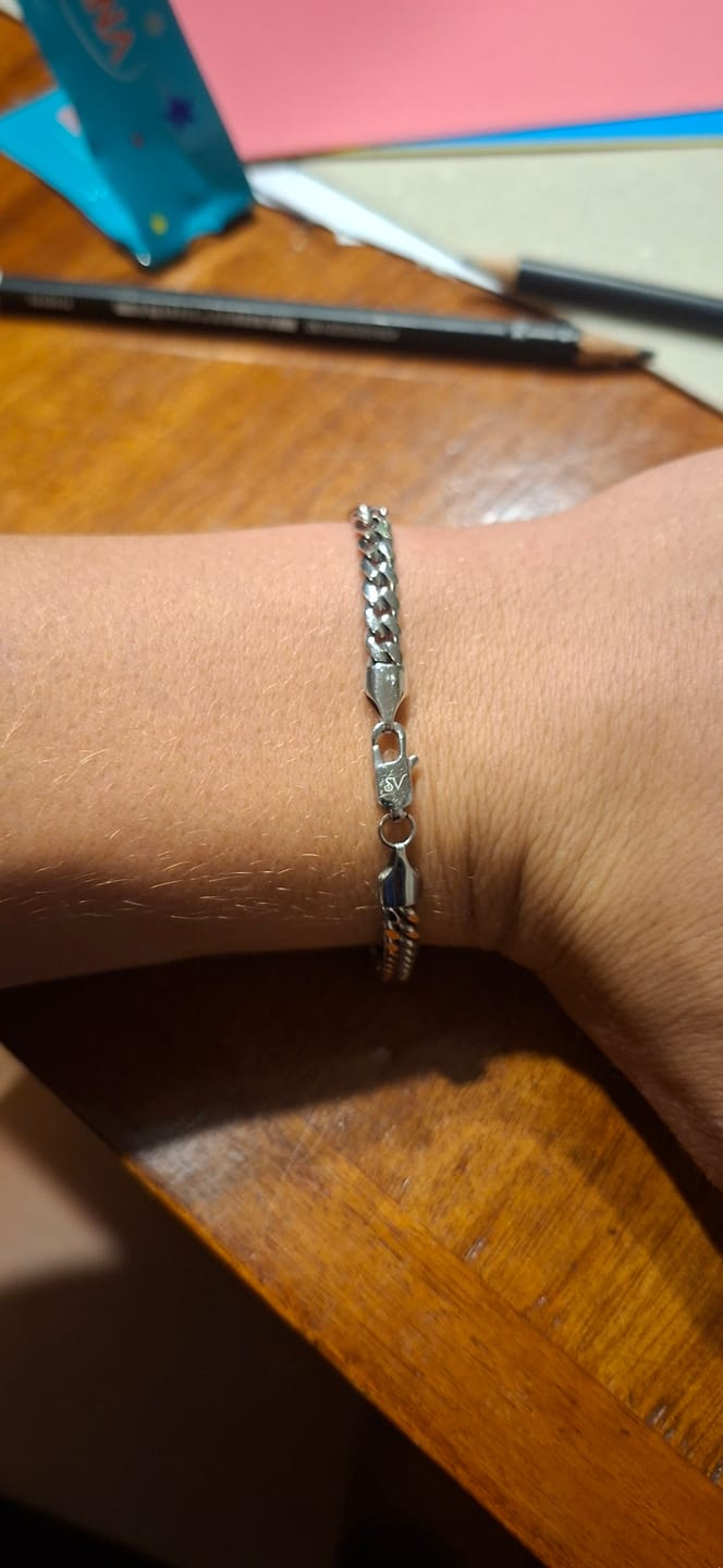 Customer photo review of Pulsera Miami Cuban 5mm