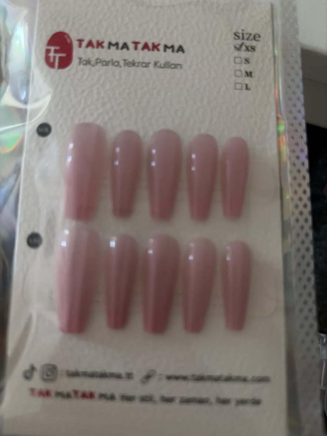 Customer photo review of 10'lu Pembe Kısa Balerin TT1175 Tekrar Kullanılabilir El Yapımı Protez Takma Tırnak