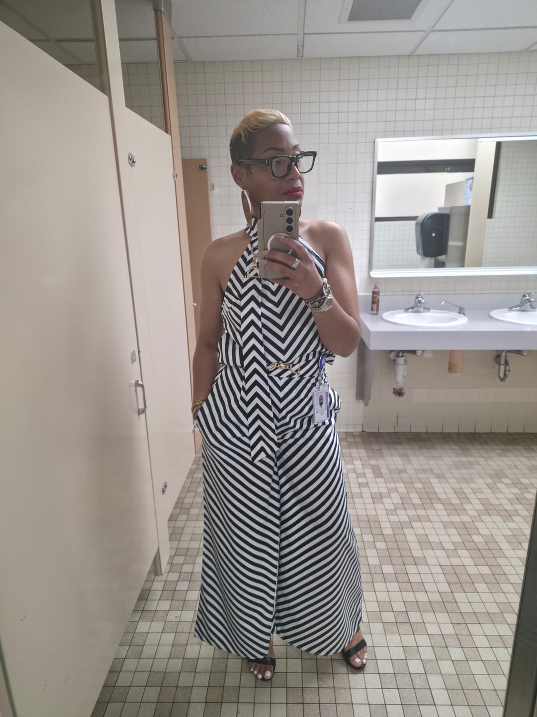 Customer photo review of Sleeveless Contrast Color Draped Striped Halter-Neck Blouses&Shirts Tops