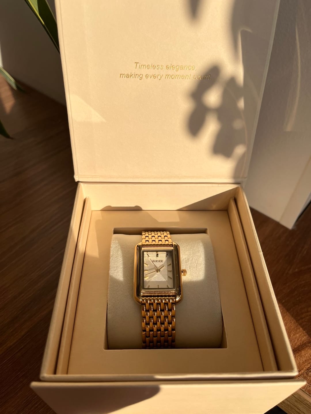 Customer photo review of Olivia Gold White