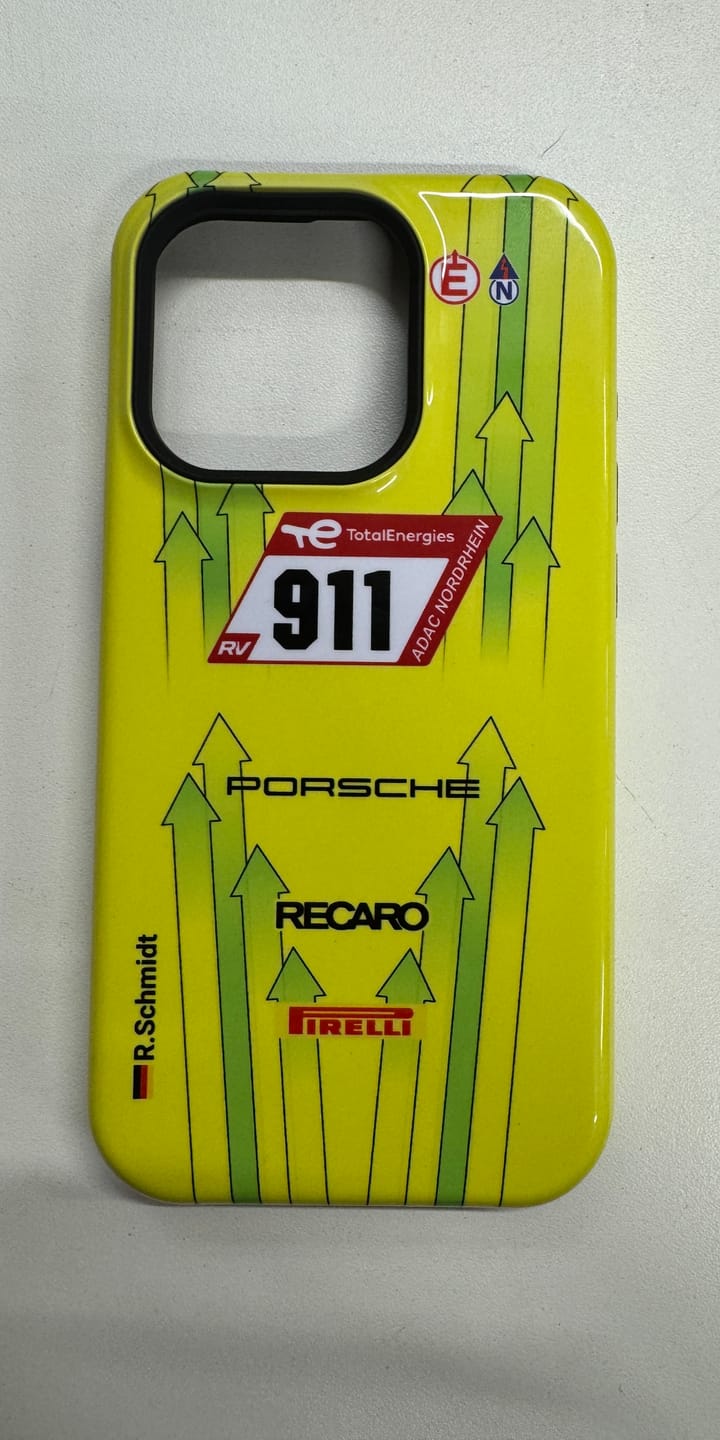 Customer photo review of Grello Porsche GT Livery - Individuelle Premium Hülle für iPhone