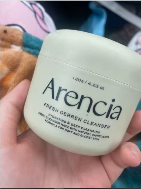 Customer photo review of Arencia Rice Mochi Cleanser – Detergente Viso Idratante ed Esfoliante 120 g