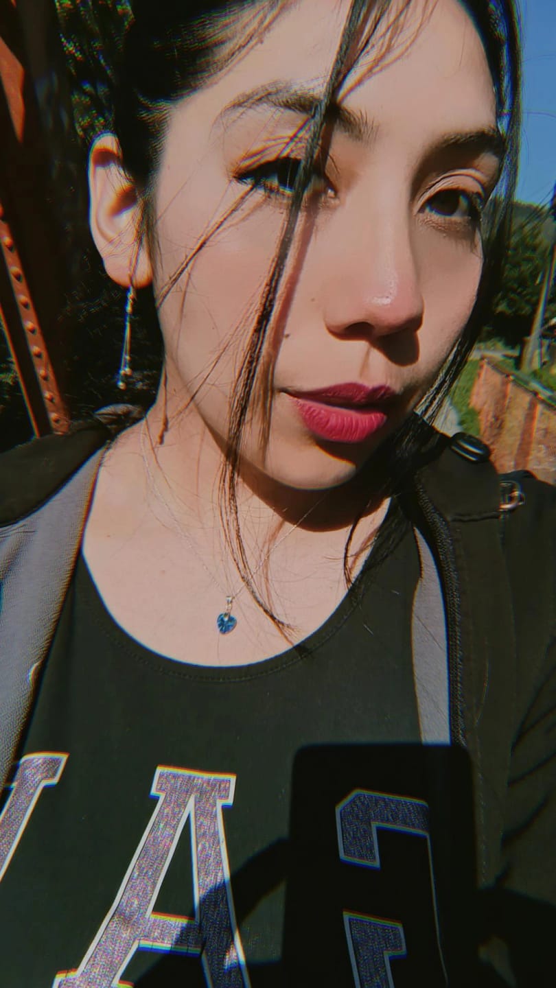 Customer photo review of Aro Esferas Cristales Azul