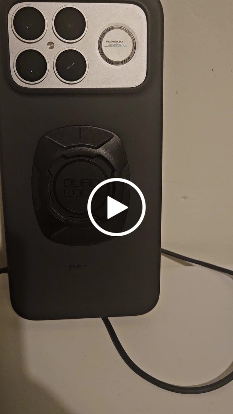 Customer video review of מדבקת מתאם אוניברסלית לטלפון קוואד-לוק QuadLock