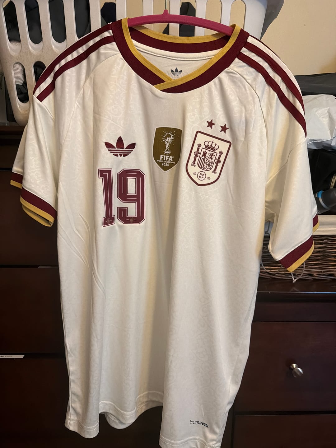 Customer photo review of Maglia Lamine Yamal Spagna Away 2026 World Cup Winner (2 Stelle)