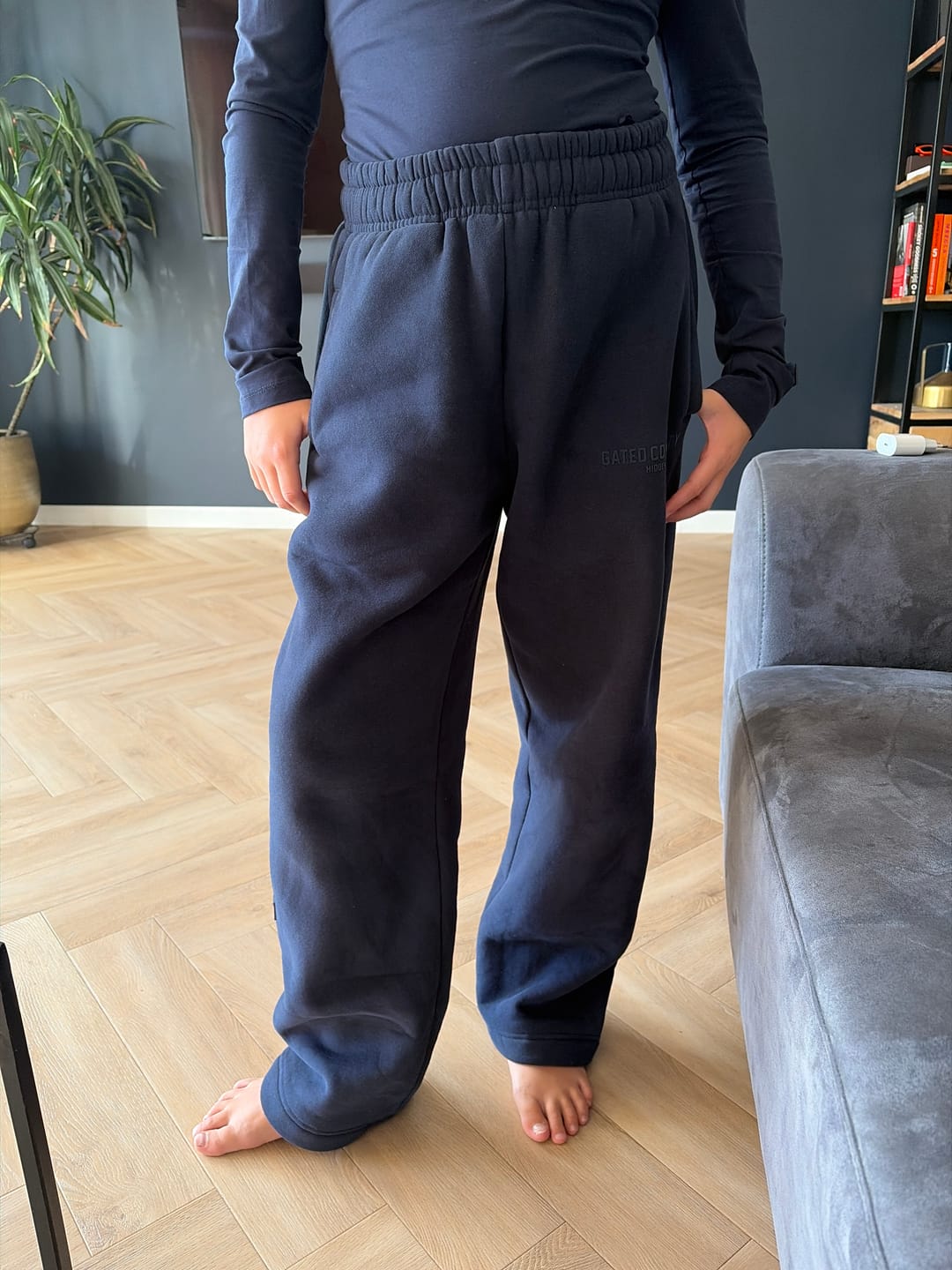 Customer photo review of BASICS STRAIGHT LEG SWEATPANTS NAVY