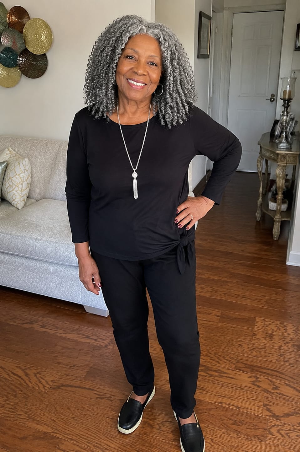 Customer photo review of Luvwin 13x4 Salt And Pepper Natural Curly Glueless Gray Color Pre-Cut Lace Bob Wig