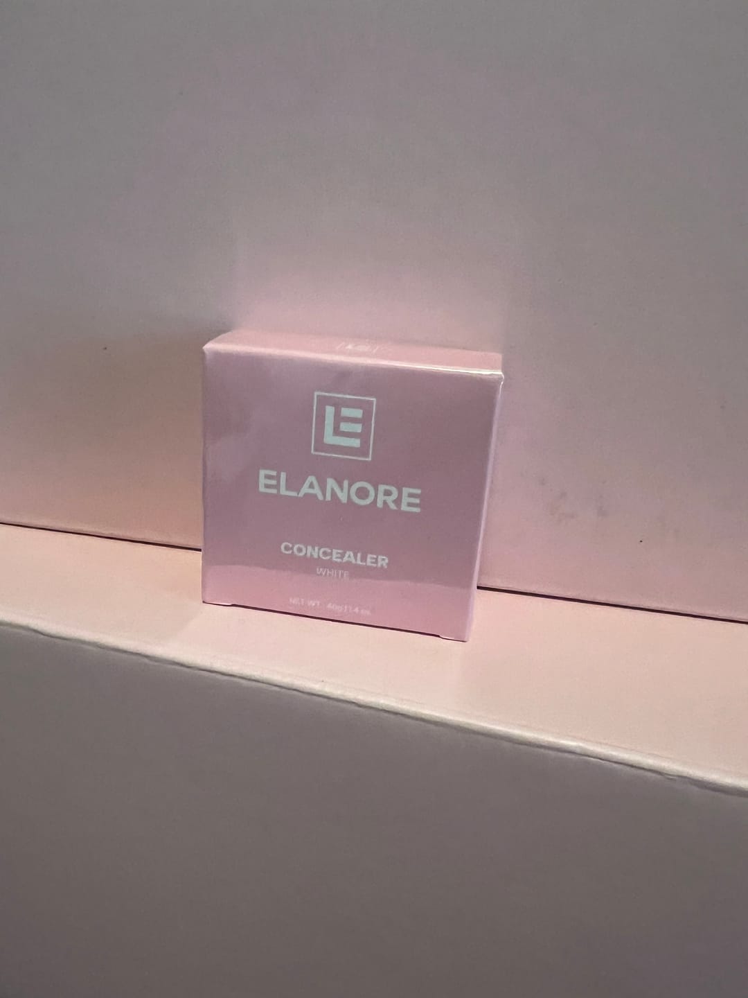 Customer photo review of ELANORE Concealer Paste - White