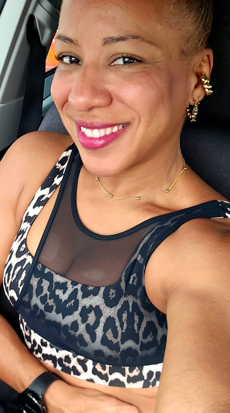 Customer photo review of Rock 'n' Roll Z-Lift Square Neck Bra With Mesh