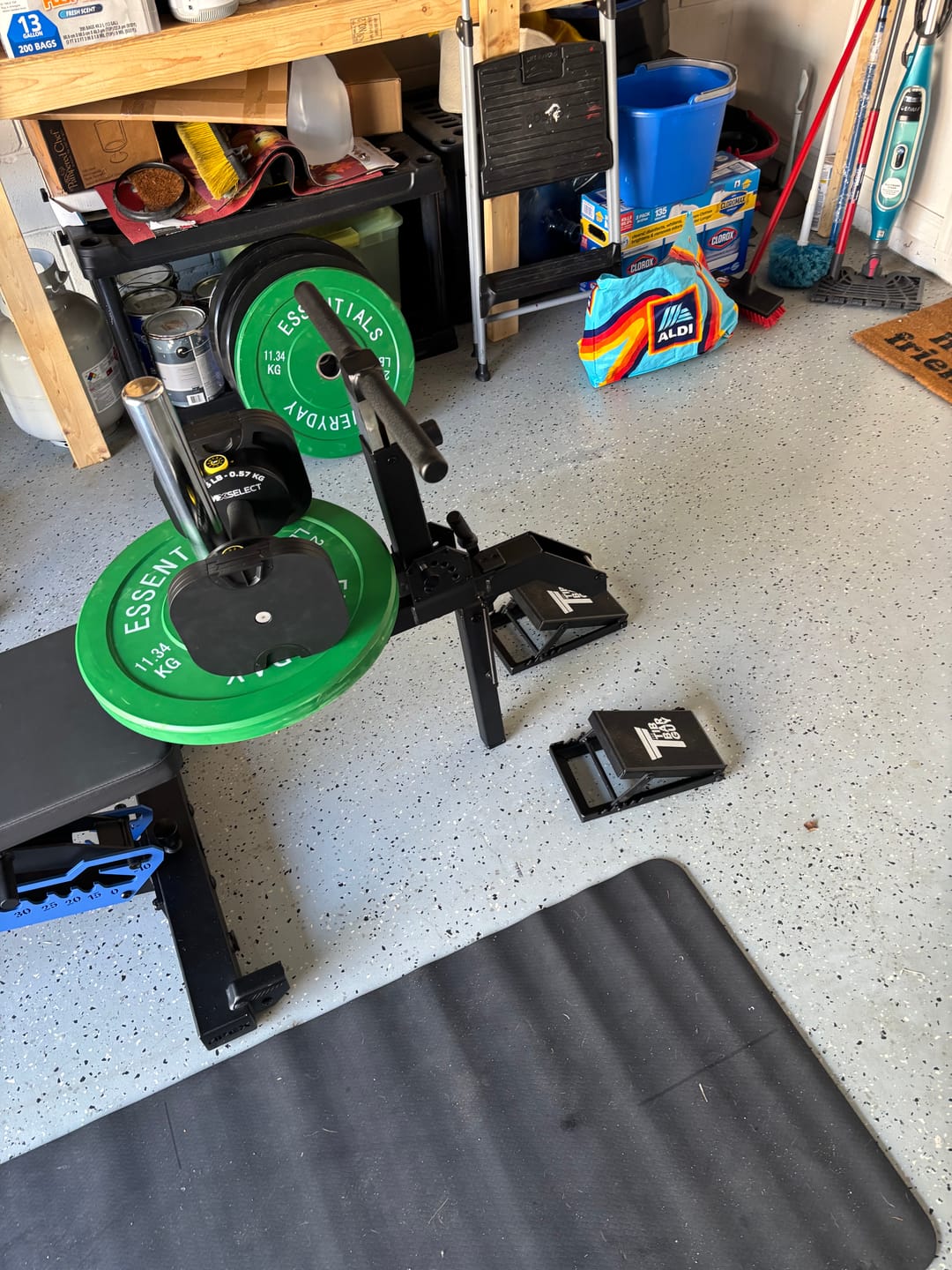 Customer photo review of APEX BARRETT BELT SQUAT