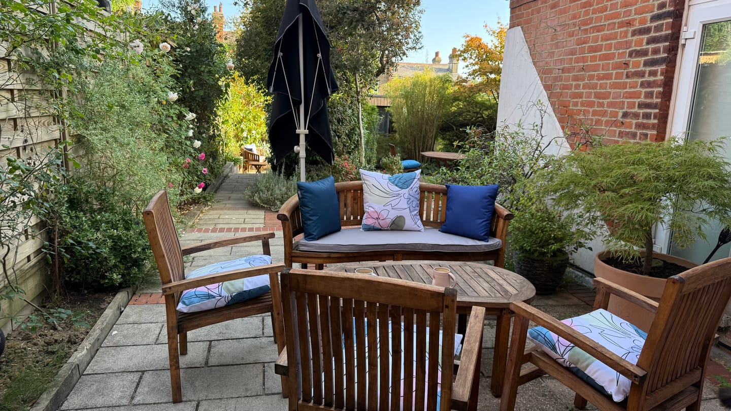 Customer photo review of Outdoor Garden Waterproof Cushion - Abstract Flower & Palms